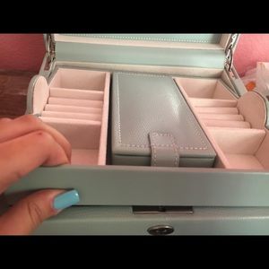 Mckenna Medium Jewelry box